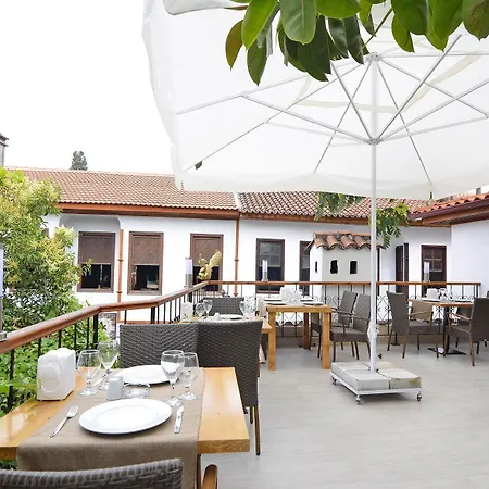 ホテル Mia アンタルヤ